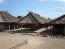 Lombok village segenter