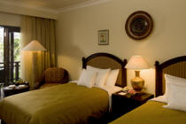 Room with twin bed